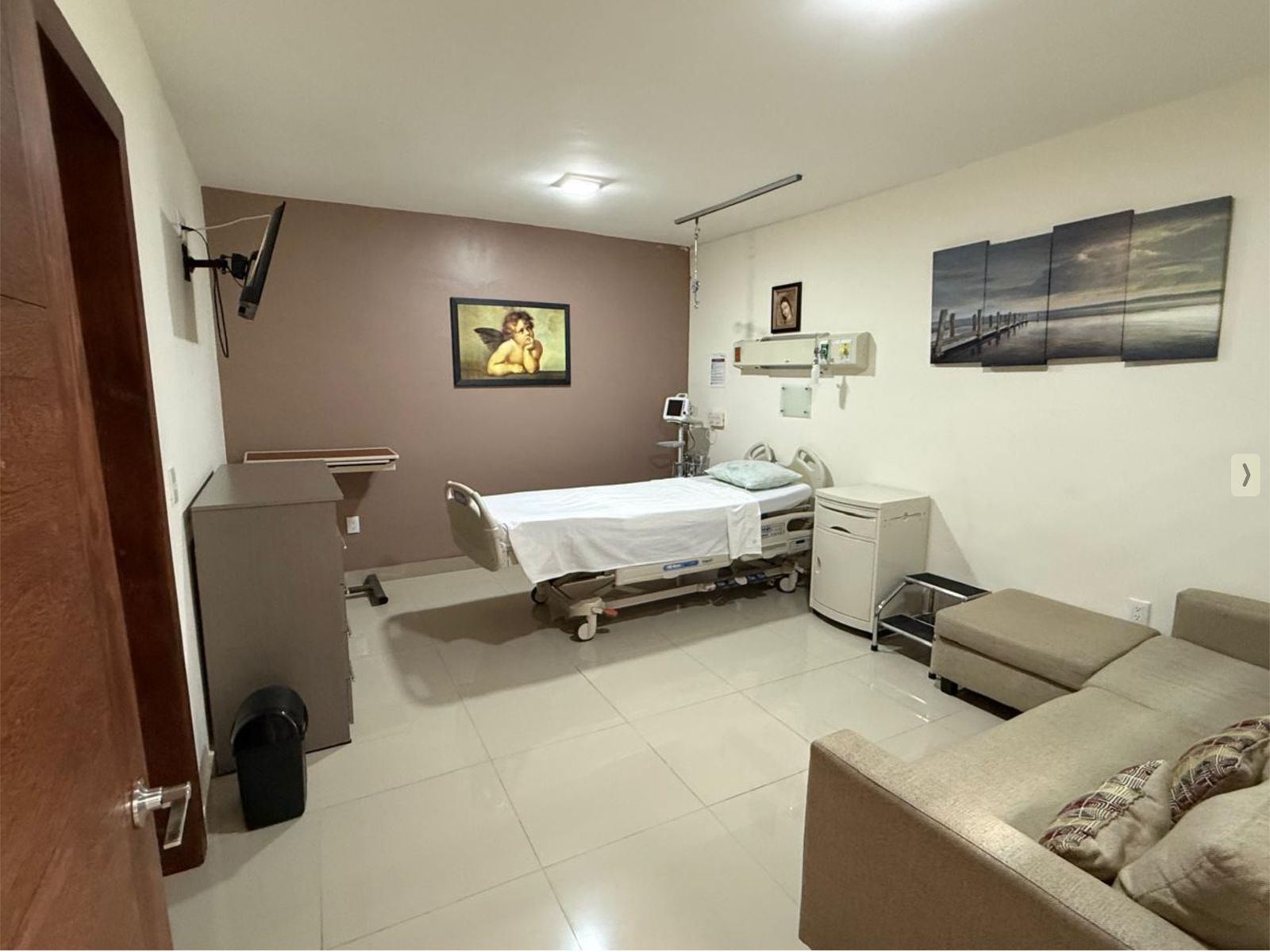 Habitación privada de la clínica